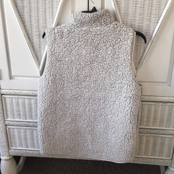 Alter’d State Vest - Picture 2 of 5